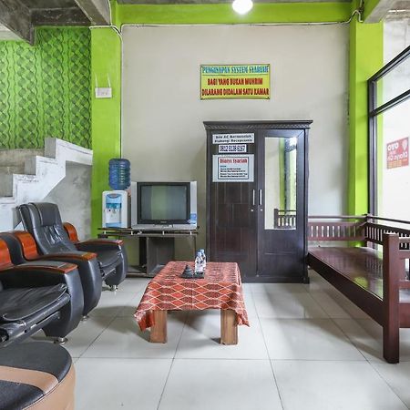 Hotel Oyo 3830 Dfarys Gh Syariah Balikpapan  Zewnętrze zdjęcie