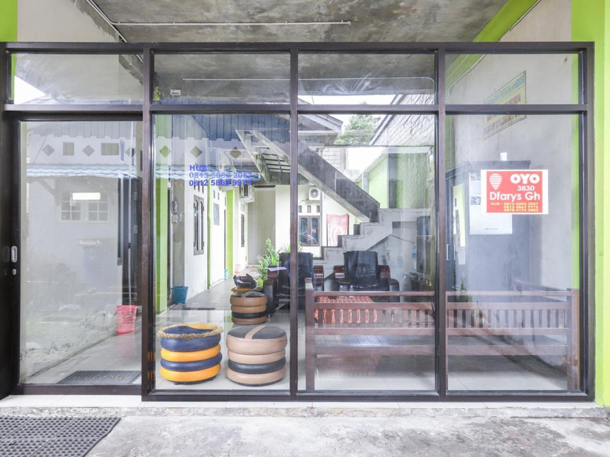 Hotel Oyo 3830 Dfarys Gh Syariah Balikpapan  Zewnętrze zdjęcie