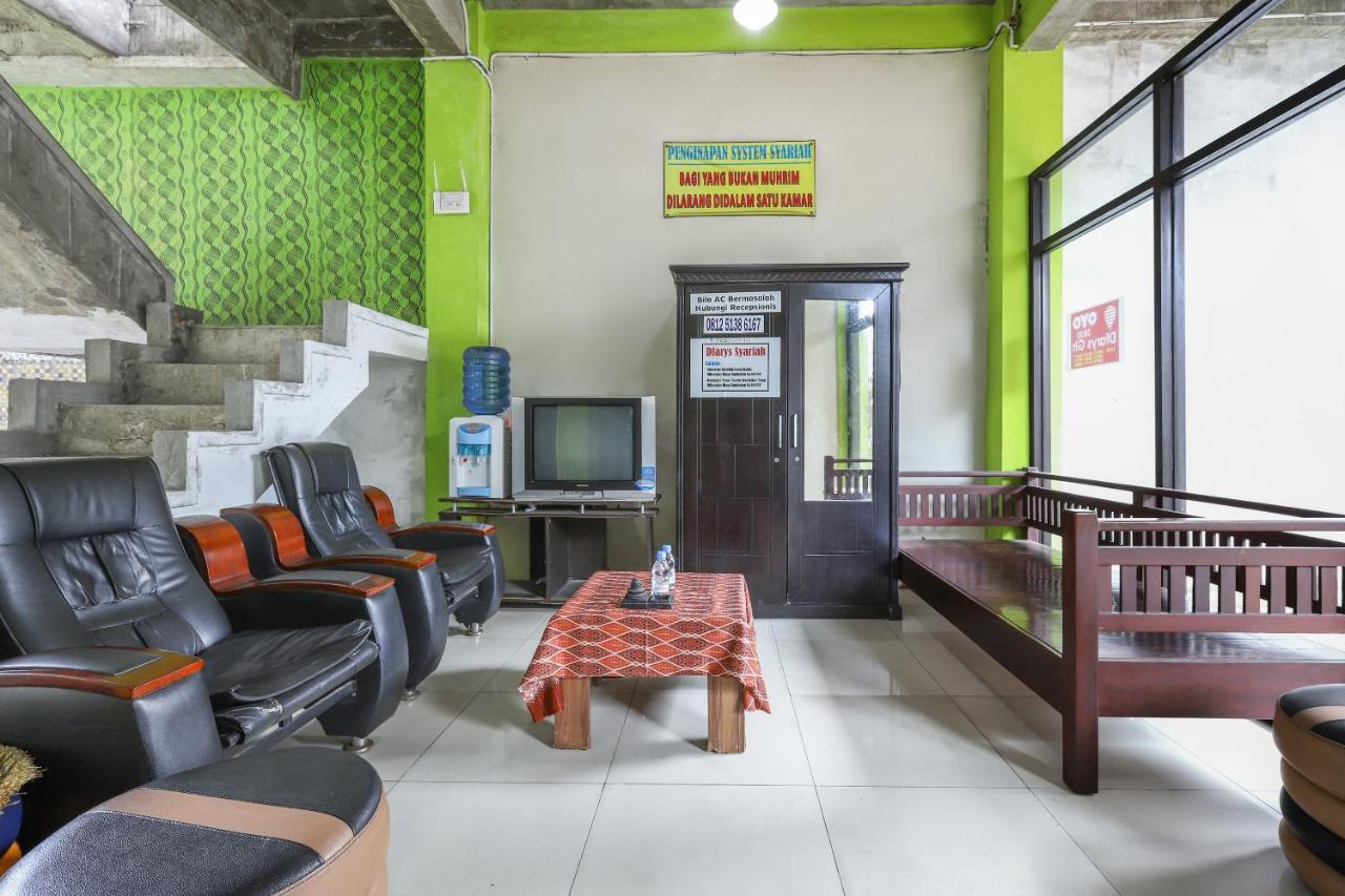 Hotel Oyo 3830 Dfarys Gh Syariah Balikpapan  Zewnętrze zdjęcie
