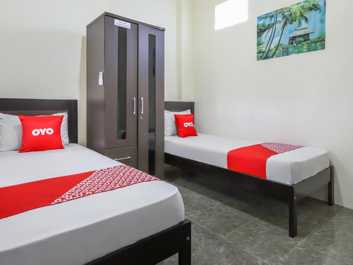 Hotel Oyo 3830 Dfarys Gh Syariah Balikpapan  Zewnętrze zdjęcie