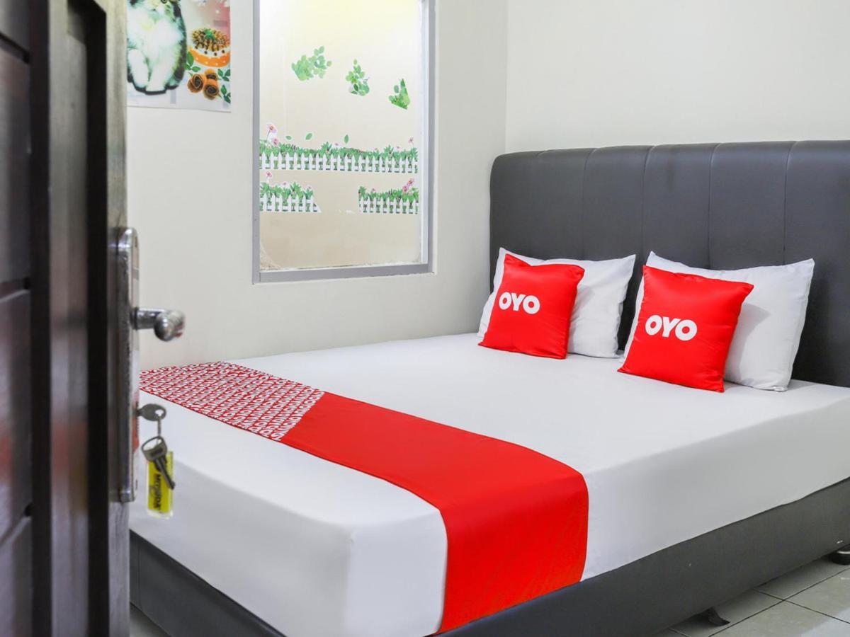 Hotel Oyo 3830 Dfarys Gh Syariah Balikpapan  Zewnętrze zdjęcie